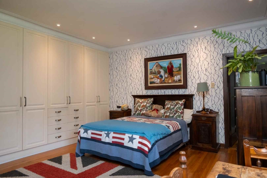 5 Bedroom Property for Sale in Walmer Eastern Cape